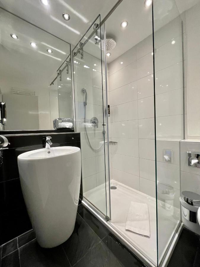 Hardi'S Hotel Инцелль Экстерьер фото