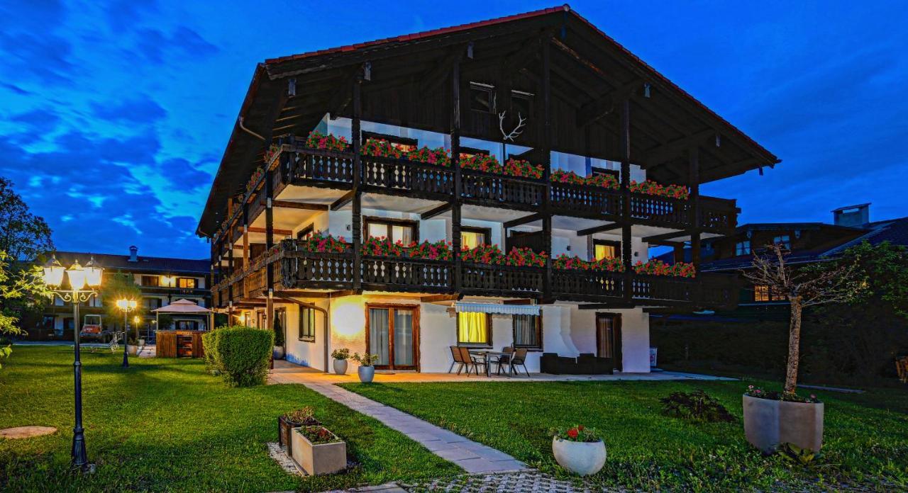 Hardi'S Hotel Инцелль Экстерьер фото